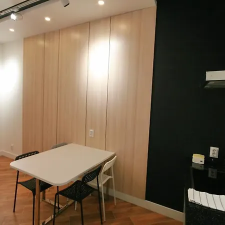 Historical Centre Apartment *